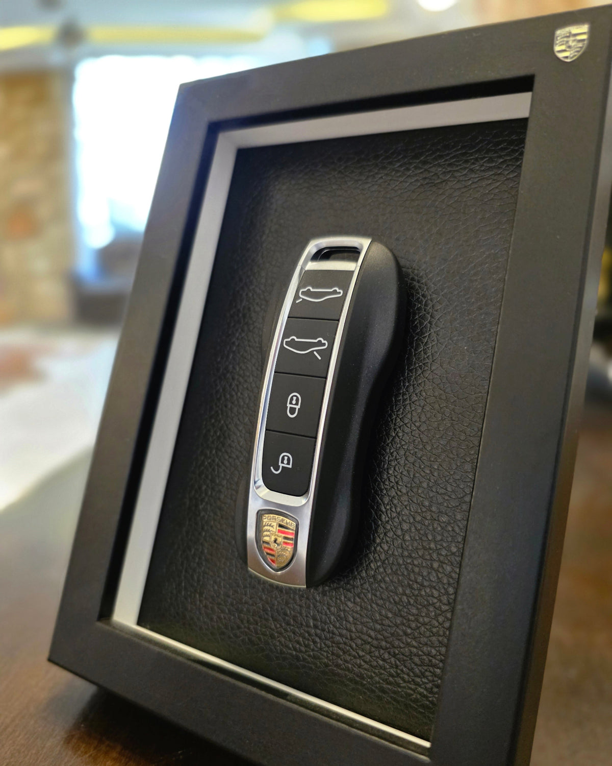 THE Black Leather PORSCHE