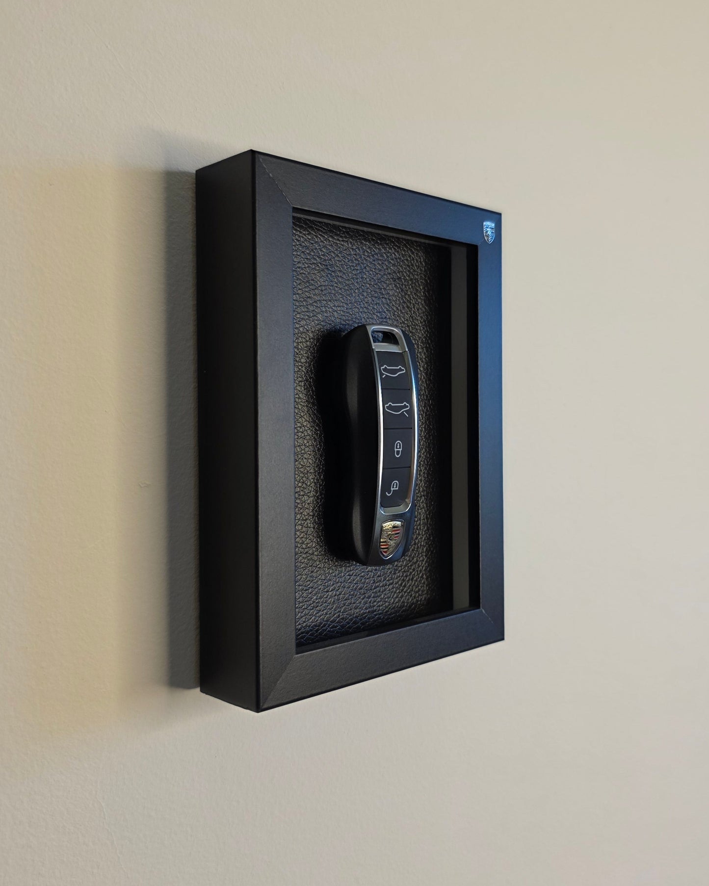 THE Black Leather PORSCHE