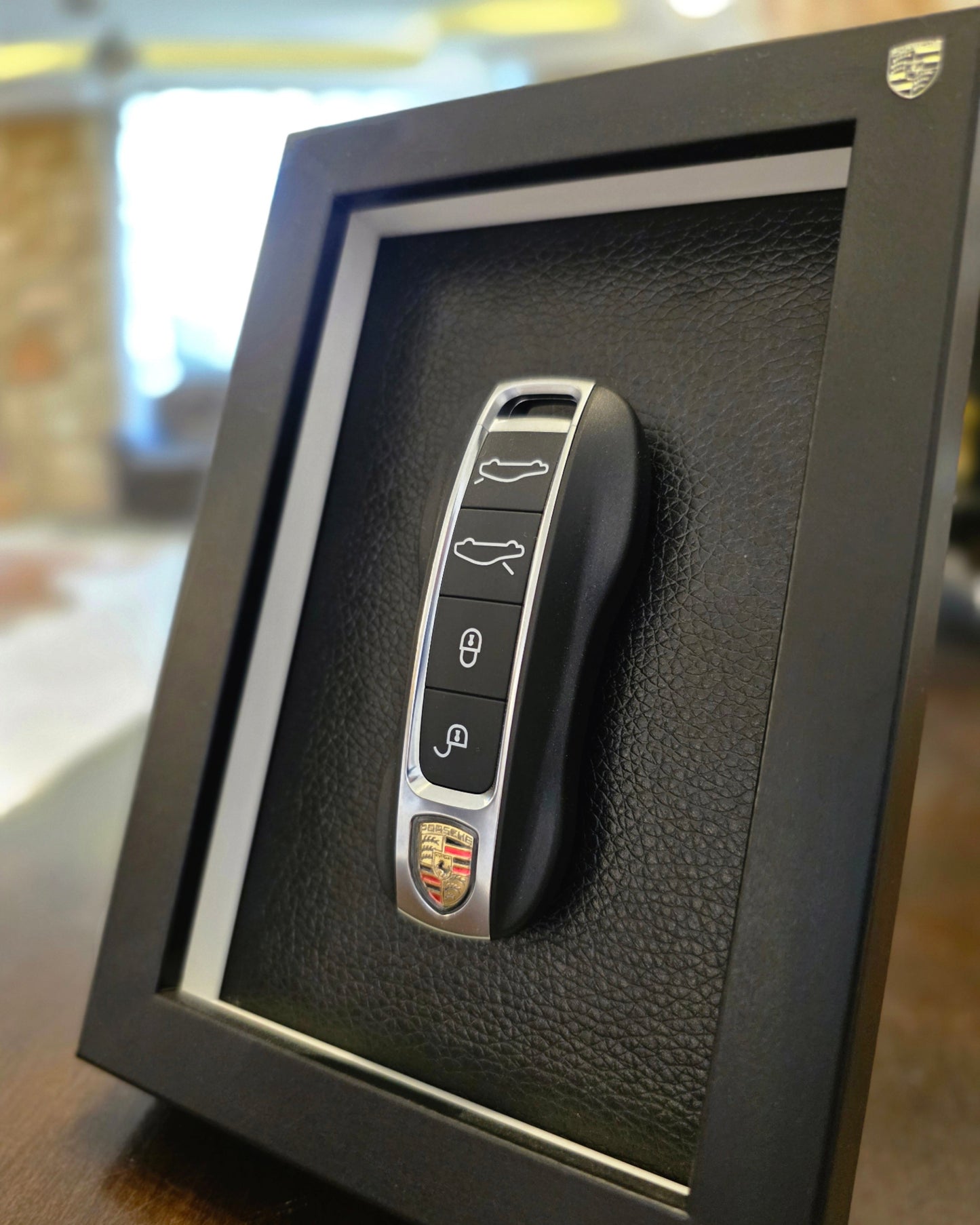 THE Black Leather PORSCHE