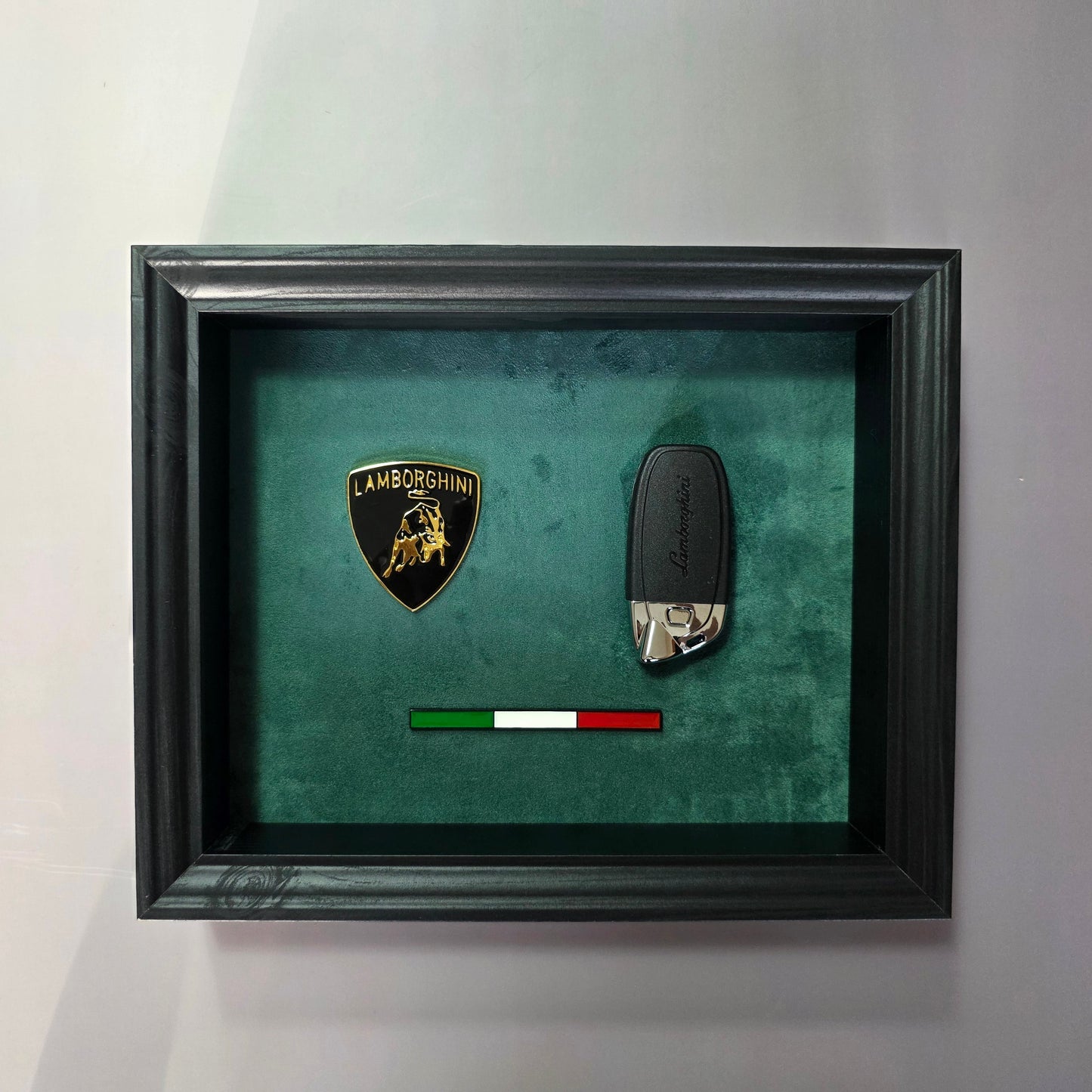 BREAK GLASS - Green Lamborghini Key Frame